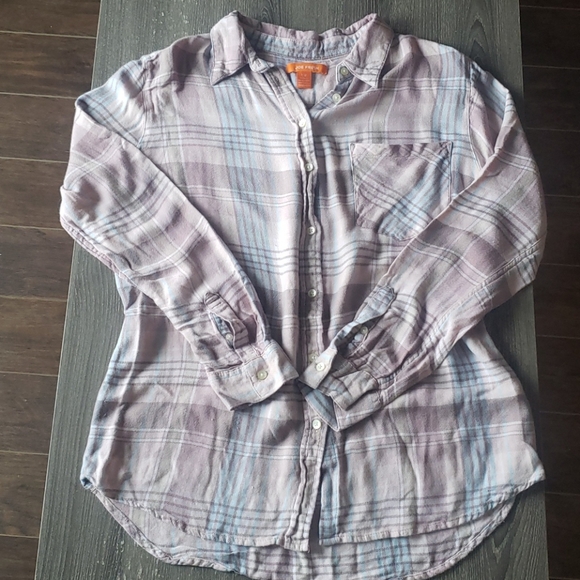 NEVER WORN - Women's Plaid Flannel | L - Picture 1 of 3